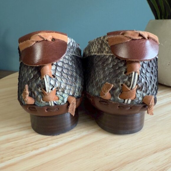 Stuart Weitzman 9 M Loafers Aqua Washed Boa Snake Sioux - Picture 3 of 10